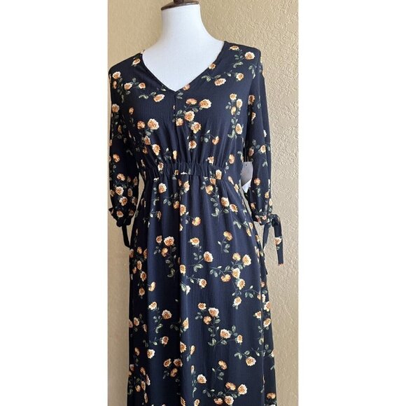 SUPERFOXX Womens Black Floral V-Neck Crepe Maxi Dress Size S NWT - Picture 12 of 12